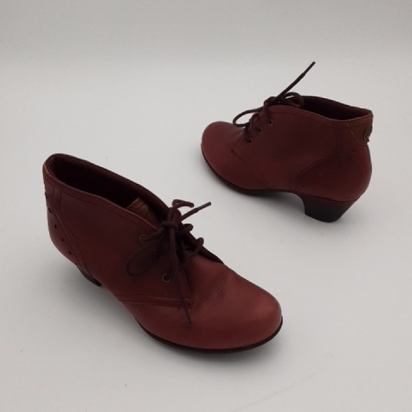 Rockport Women's Burgundy Lace-Up Ankle Booties Shoes Casual Office 6 Leather - Picture 1 of 9